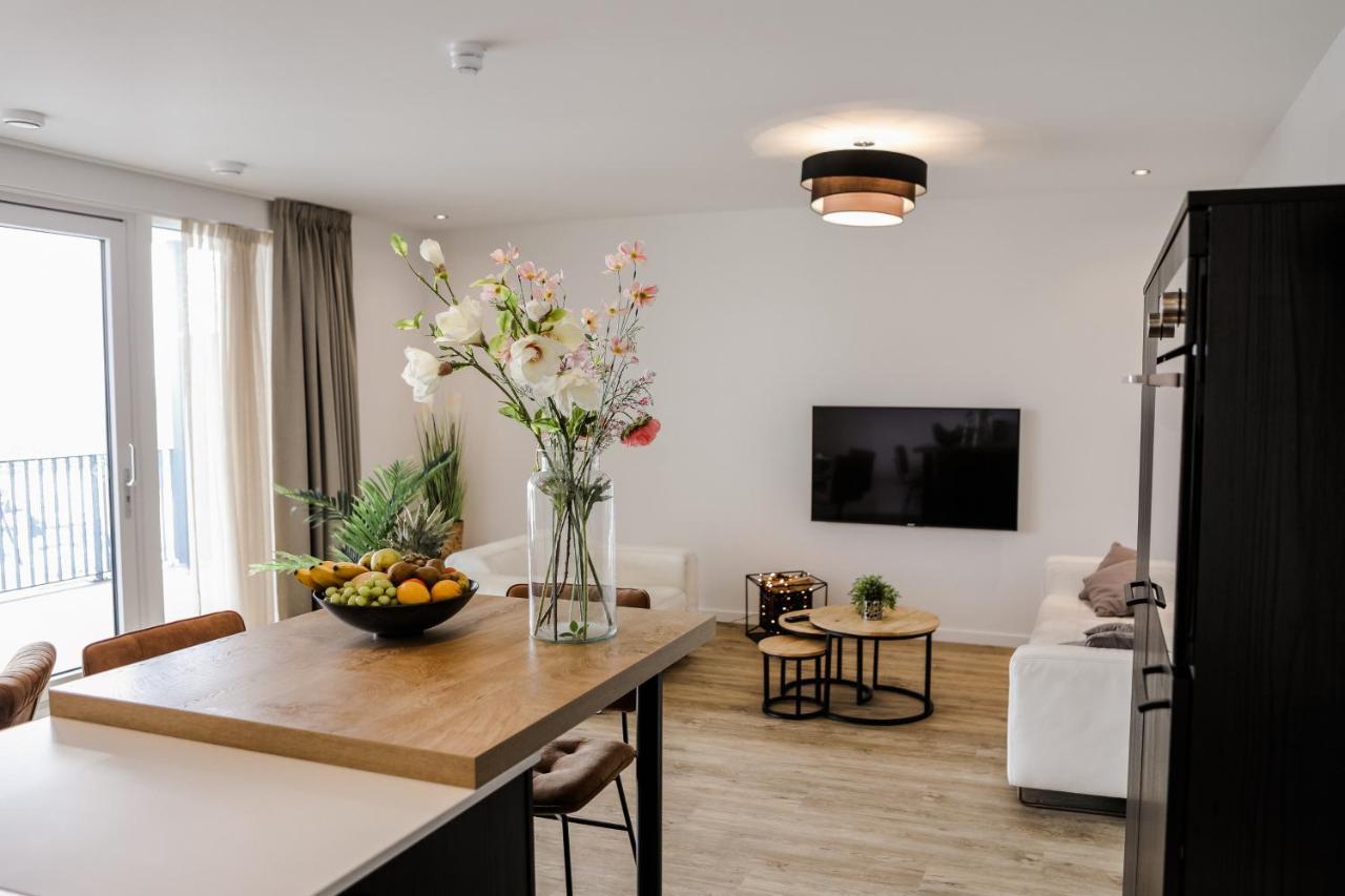 Luxe 4 Persoons Appartement In Residence Marina Kamperland 2C Eksteriør billede