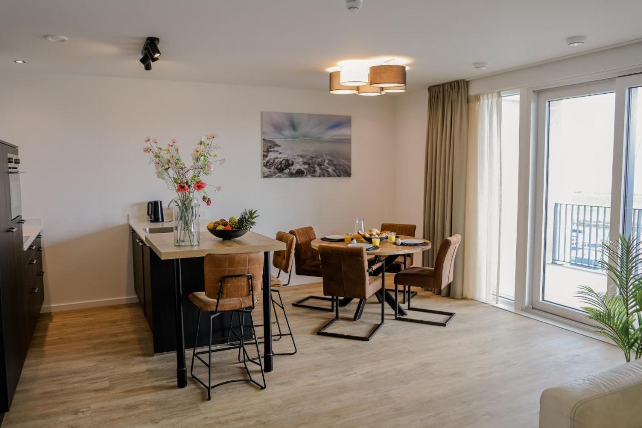 Luxe 4 Persoons Appartement In Residence Marina Kamperland 2C Eksteriør billede