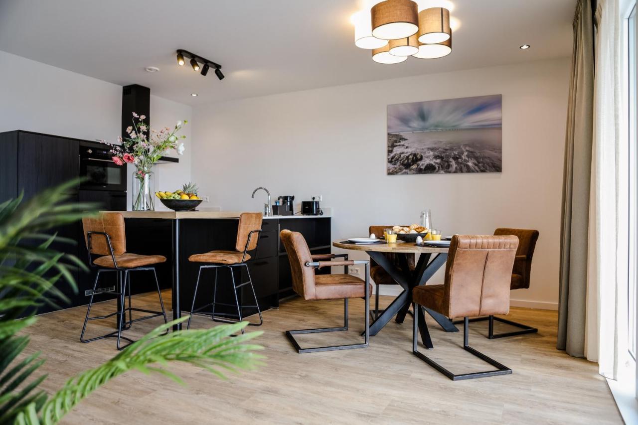 Luxe 4 Persoons Appartement In Residence Marina Kamperland 2C Eksteriør billede